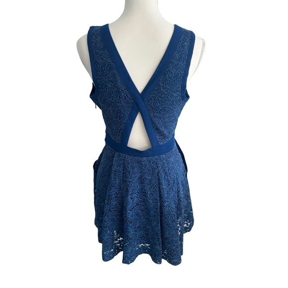FREE PEOPLE Blue Lace Cutout Miji Dress Size Small - Picture 2 of 7